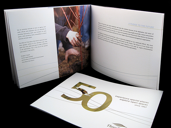 如何設(shè)計(jì)一本紀(jì)念相冊(cè)制作公司